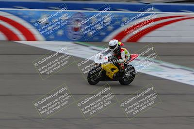 media/Oct-15-2022-Fastrack Riders (Sat) [[9a18b22502]]/Level4/Start Finish 900am/